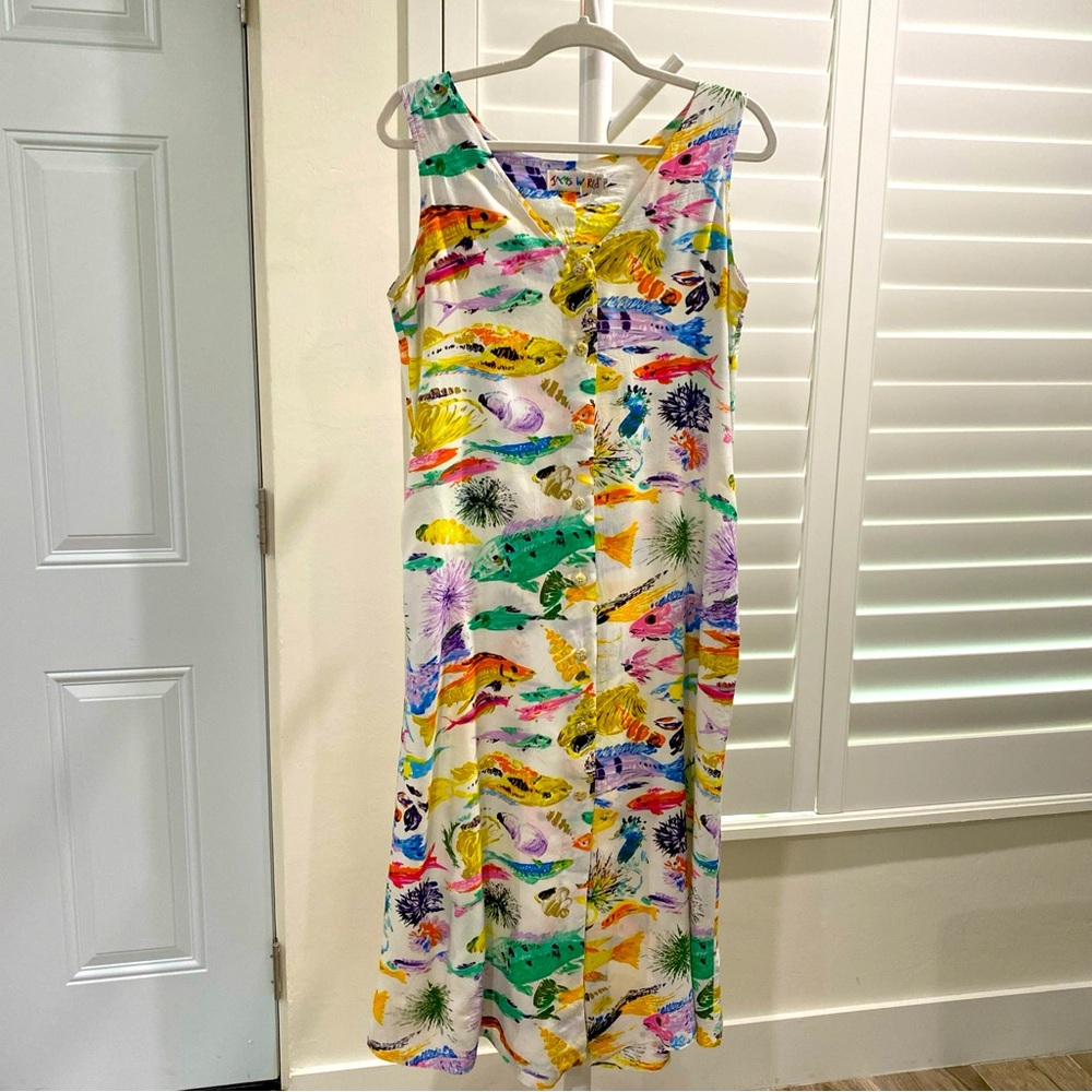Vintage jams world sleeveless button up dress size small. Tropical with pockets